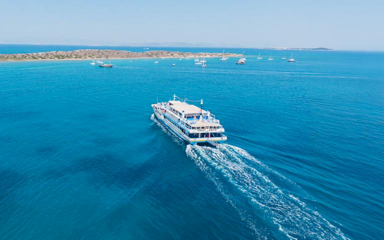 Metopi, Agistri, Moni and Aegina Full-Day Cruise with Lunch and Drinks